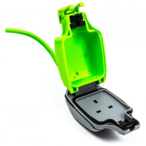 Status 1W2M13AIP54S6 2M Green 1-Gang Weatherproof Extension Socket, IP54 Rated, Outdoor Use - Image 4