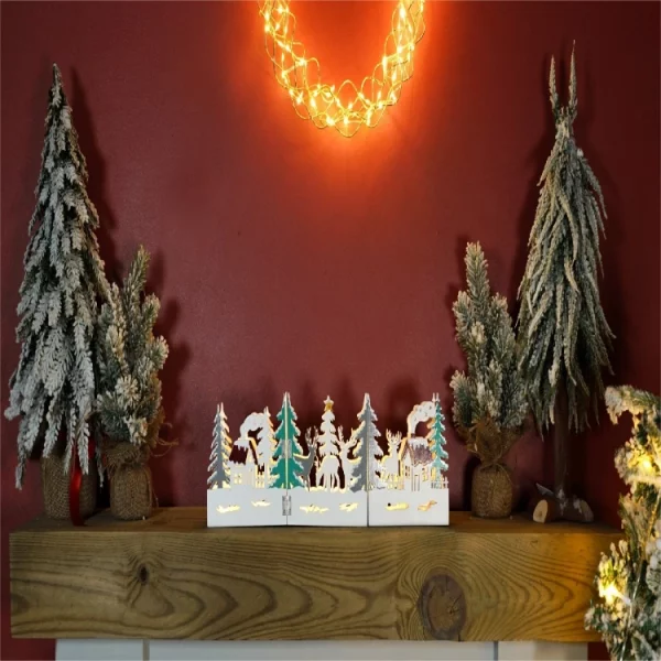 Xmas Haus GH9035 Festive Natural Wood LED Light Up Christmas Village Scene