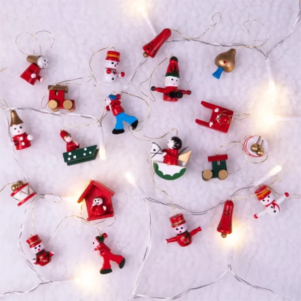 St Helens Home and Garden GH986 Wooden Christmas Hanging Decorations