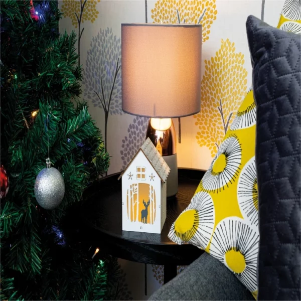 St Helens Home and Garden GH974 Wooden Light Up Festive Scene
